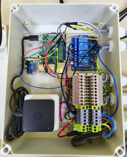 b980c054-4bf1-4310-bd81-89007bf79d8a-коробкаоткрыто.jpg